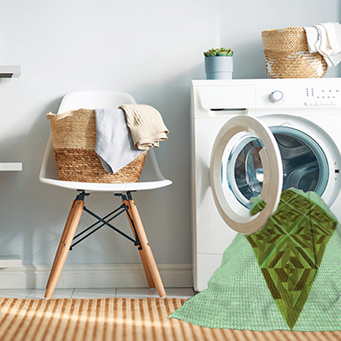 Machine Washable Transitional Light Green Rug in a Washing Machine, wshpat1126grn