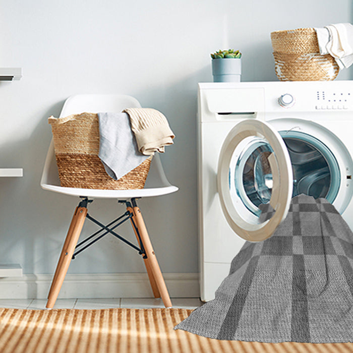 Machine Washable Transitional Cloud Gray Rug in a Washing Machine, wshpat1129gry