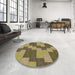 Round Patterned Metallic Gold Rug in a Office, pat1134brn