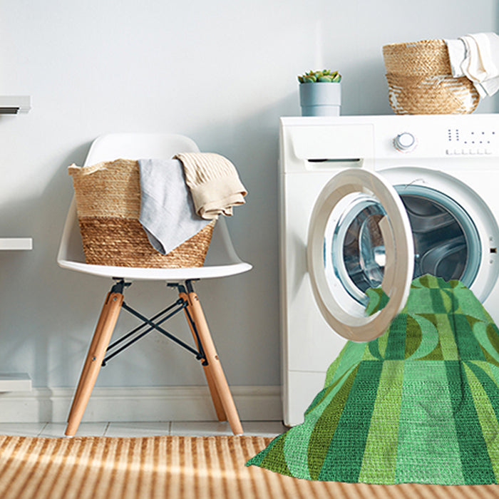 Machine Washable Transitional Green Rug in a Washing Machine, wshpat1135grn