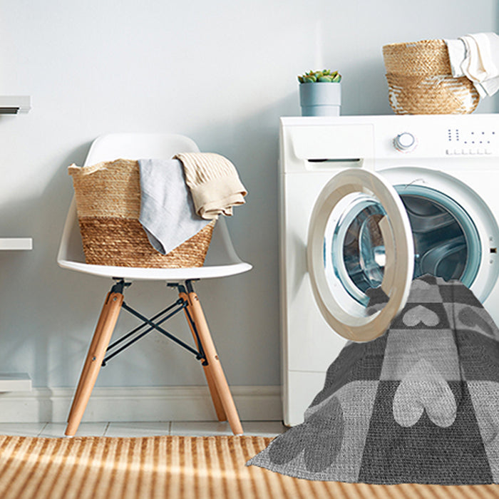 Machine Washable Transitional Cloud Gray Rug in a Washing Machine, wshpat1138gry
