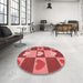 Round Patterned Red Rug in a Office, pat1138rd