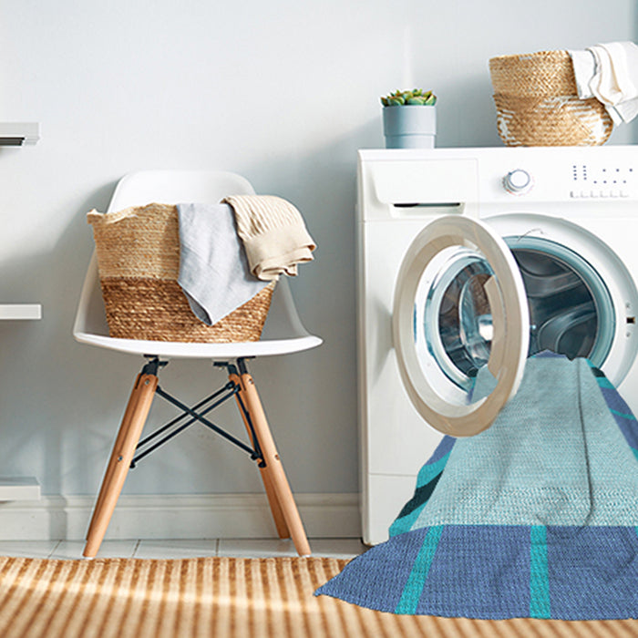 Machine Washable Transitional Blue Rug in a Washing Machine, wshpat1145lblu