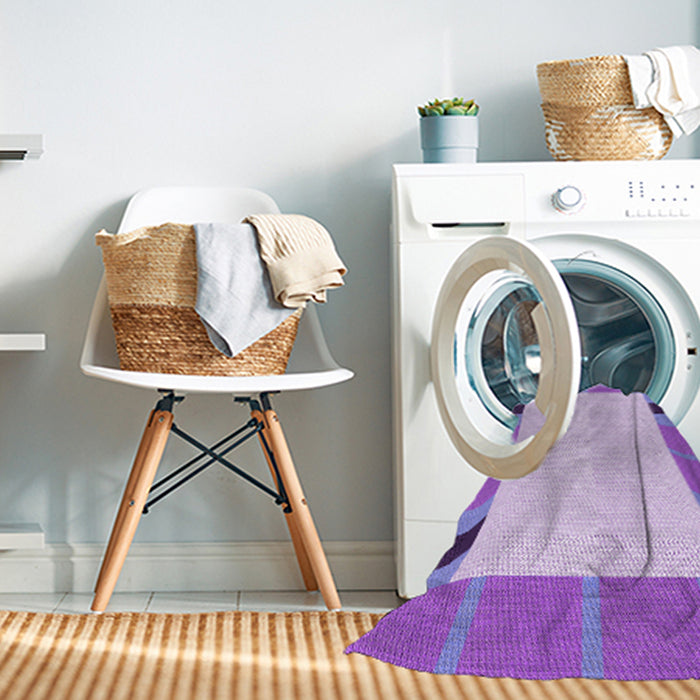 Machine Washable Transitional Pale Lilac Purple Rug in a Washing Machine, wshpat1145pur