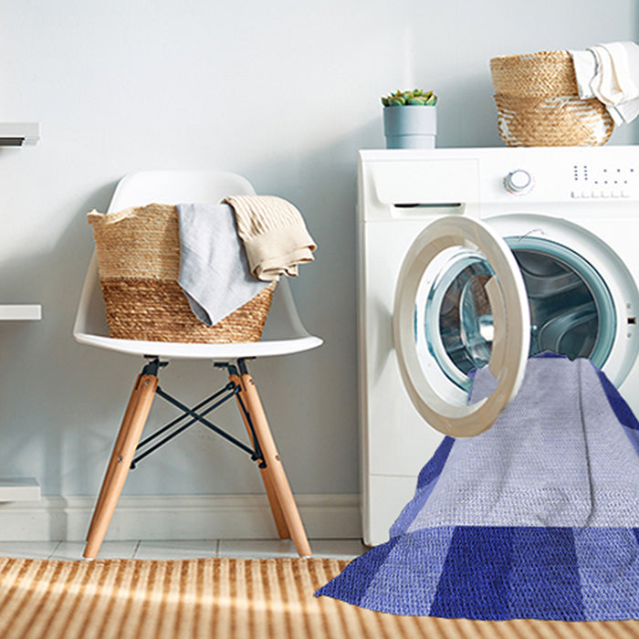 Machine Washable Transitional Blue Rug in a Washing Machine, wshpat1146blu