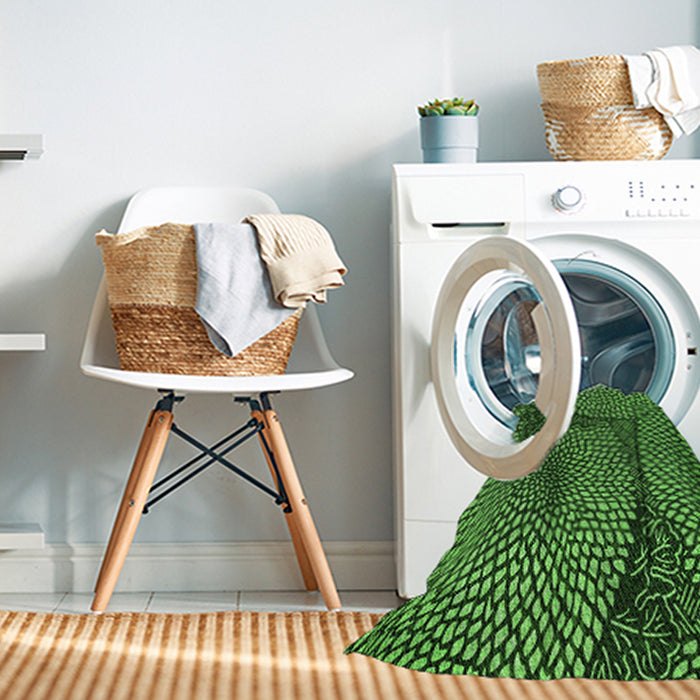 Machine Washable Transitional Deep Emerald Green Rug in a Washing Machine, wshpat1154grn