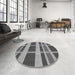 Round Patterned Black Rug in a Office, pat1158gry