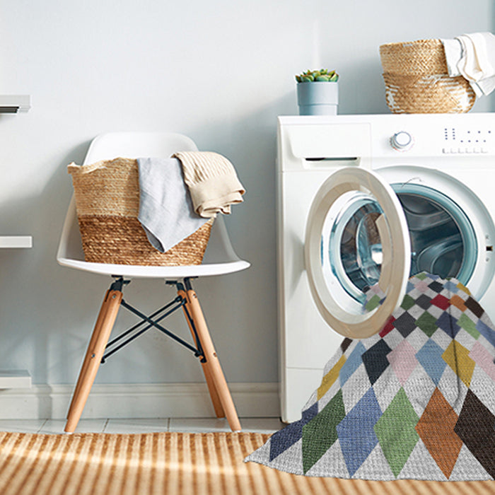 Machine Washable Transitional Grey Gray Rug in a Washing Machine, wshpat1170