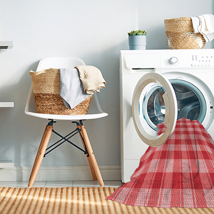 Machine Washable Transitional Red Rug in a Washing Machine, wshpat1184rd