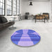 Round Patterned Blue Rug in a Office, pat1189pur