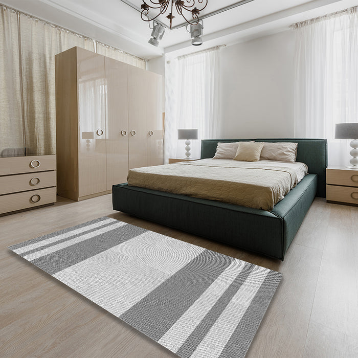 Patterned Gray Rug in a Bedroom, pat1191gry