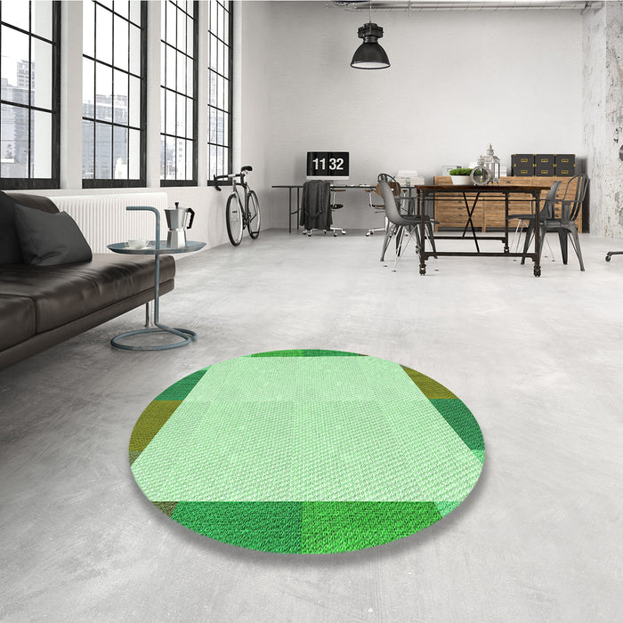 Round Patterned Light Green Rug in a Office, pat1194grn