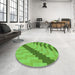 Round Patterned Emerald Green Rug in a Office, pat1195grn