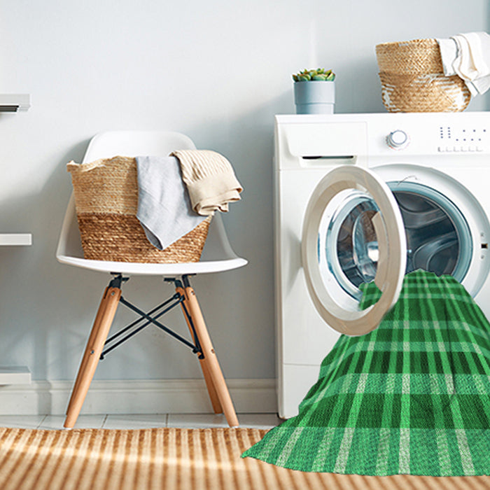 Machine Washable Transitional Neon Green Rug in a Washing Machine, wshpat1201grn