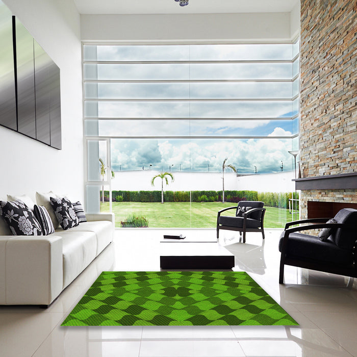 Square Patterned Deep Emerald Green Rug in a Living Room, pat1207yw