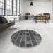 Round Patterned Gray Rug in a Office, pat1226gry