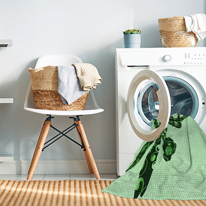 Machine Washable Transitional Mint Green Rug in a Washing Machine, wshpat1232grn