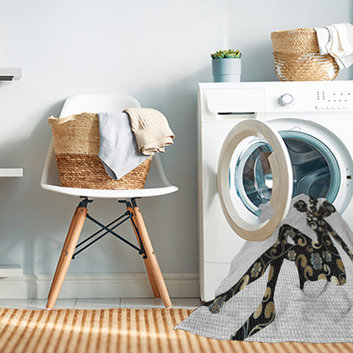 Machine Washable Transitional Carbon Gray Rug in a Washing Machine, wshpat1232