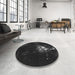 Round Patterned Black Rug in a Office, pat1242gry