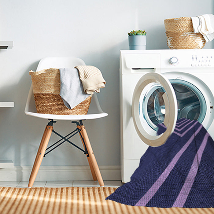Machine Washable Transitional Light Purple Rug in a Washing Machine, wshpat1243blu