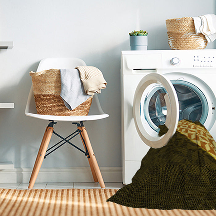 Machine Washable Transitional Black Brown Rug in a Washing Machine, wshpat1244yw