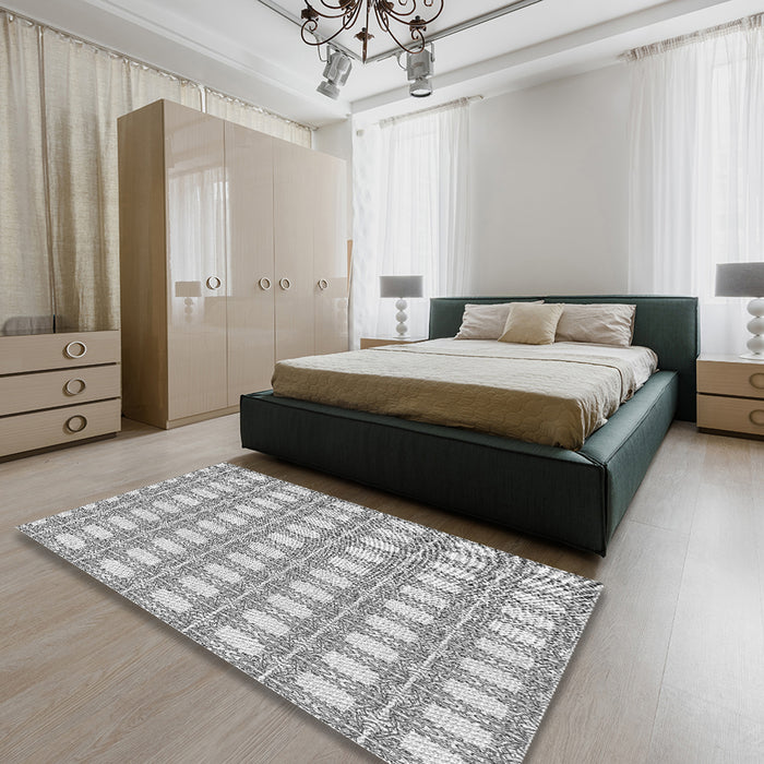 Patterned Platinum Gray Novelty Rug in a Bedroom, pat1252
