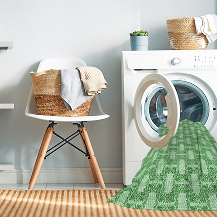 Machine Washable Transitional Light Green Rug in a Washing Machine, wshpat1253grn