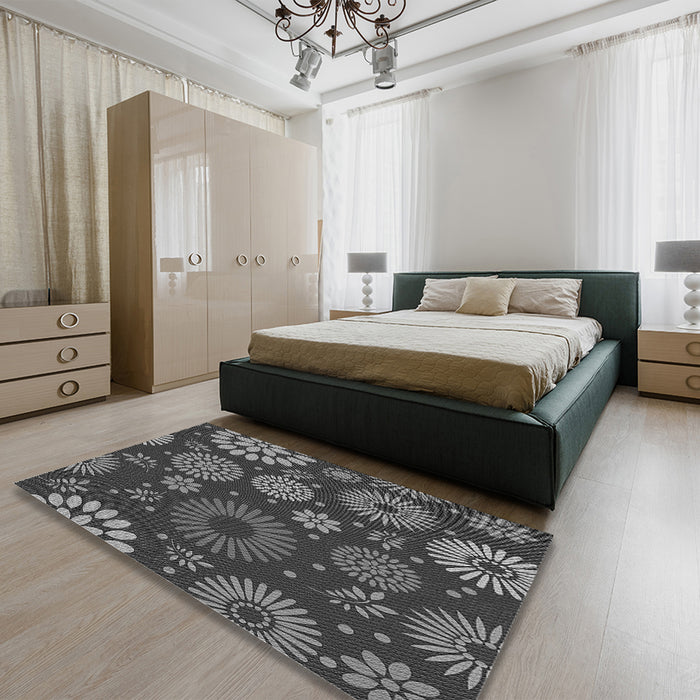 Patterned Gray Rug in a Bedroom, pat1259gry