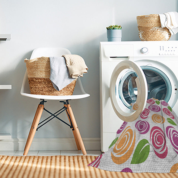 Machine Washable Transitional White Gold Rug in a Washing Machine, wshpat1261