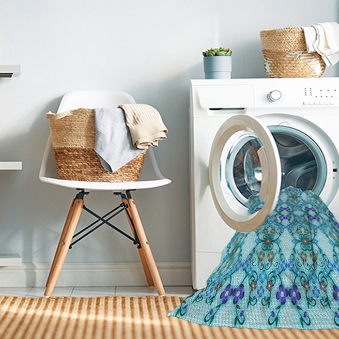 Machine Washable Transitional Blue Ivy Blue Rug in a Washing Machine, wshpat1283lblu