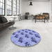 Round Patterned Jeans Blue Rug in a Office, pat1287blu