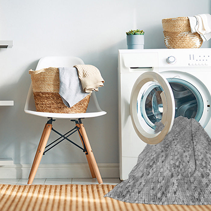 Machine Washable Transitional Platinum Silver Gray Rug in a Washing Machine, wshpat1289gry