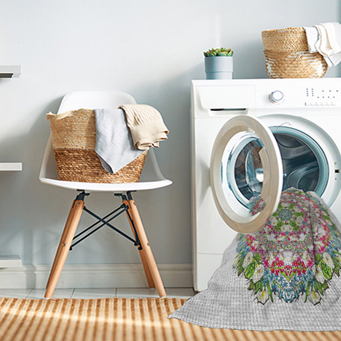 Machine Washable Transitional White Gold Rug in a Washing Machine, wshpat1294