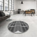 Round Patterned Gray Rug in a Office, pat13gry