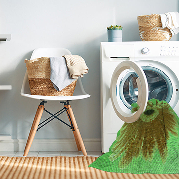 Machine Washable Transitional Neon Green Rug in a Washing Machine, wshpat1303grn