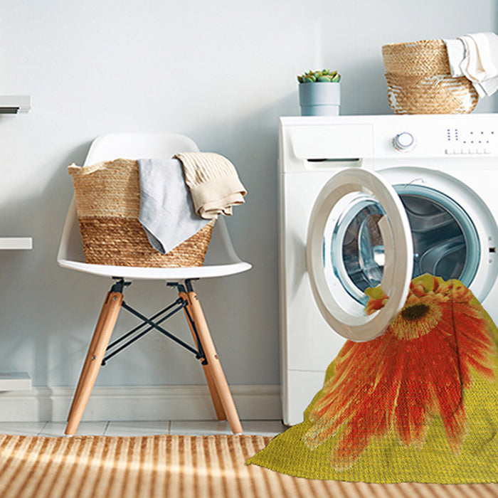 Machine Washable Transitional Scarlet Red Rug in a Washing Machine, wshpat1303yw