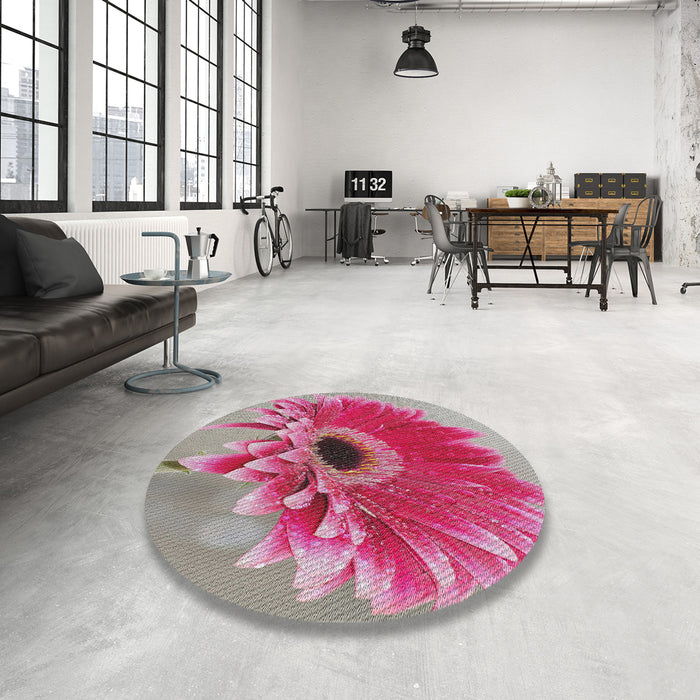 Round Machine Washable Transitional Silver Pink Rug in a Office, wshpat1303