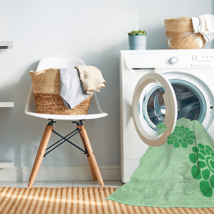 Machine Washable Transitional Green Rug in a Washing Machine, wshpat1313grn