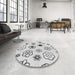 Round Patterned Gray Rug in a Office, pat1314gry