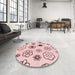 Round Patterned Pink Rug in a Office, pat1314rd