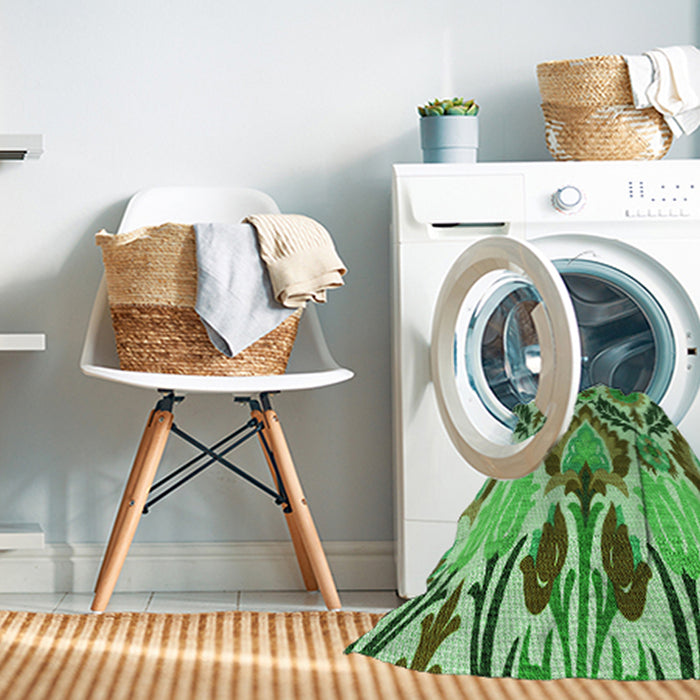 Machine Washable Transitional Jade Green Rug in a Washing Machine, wshpat1315grn