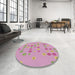 Round Machine Washable Transitional Pink Rug in a Office, wshpat1319