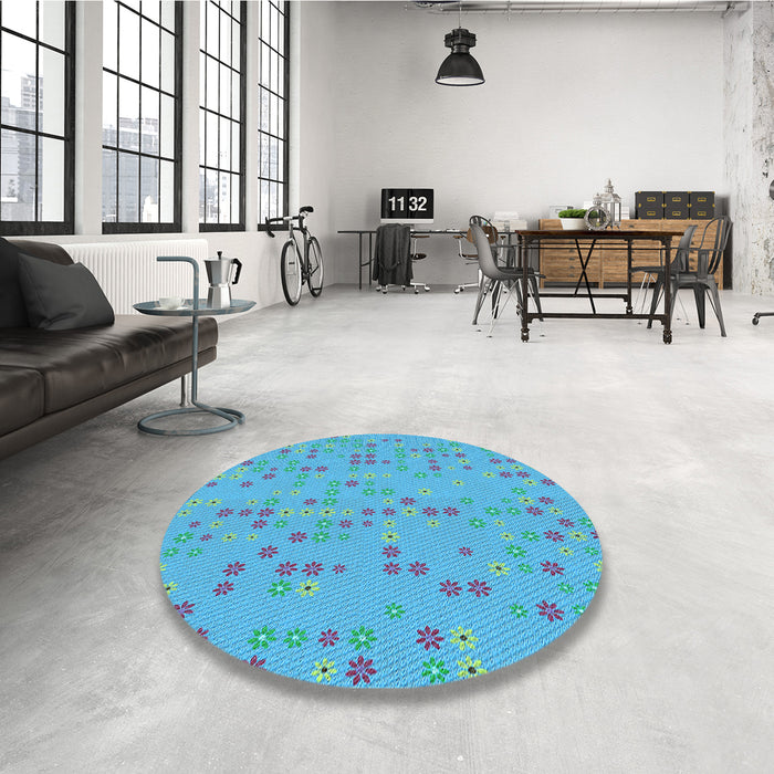 Round Patterned Blue Rug in a Office, pat1320lblu
