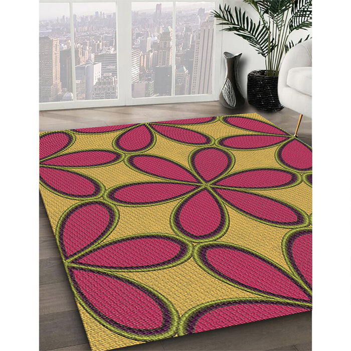 Patterned Dark Golden Brown Rug in Family Room, pat1322brn