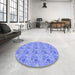 Round Patterned Sky Blue Rug in a Office, pat1329blu