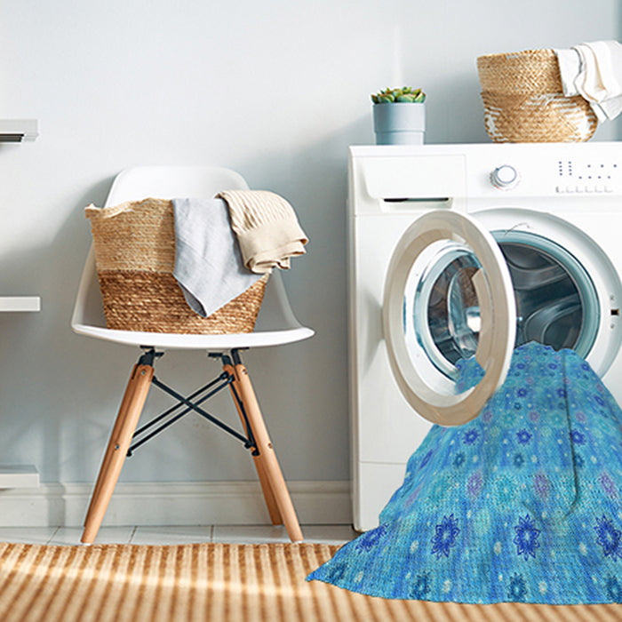 Machine Washable Transitional Bright Turquoise Blue Rug in a Washing Machine, wshpat1329lblu