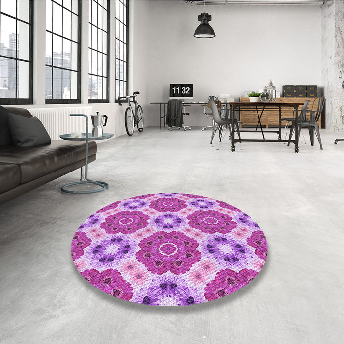 Round Patterned Violet Purple Rug in a Office, pat1336pur
