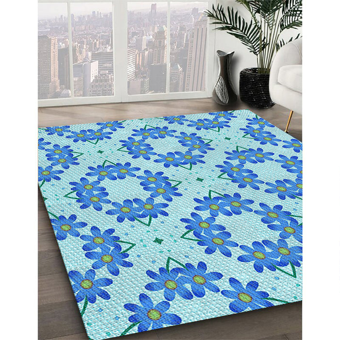 Patterned Blue Rug in Family Room, pat1339lblu
