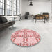 Round Patterned Red Rug in a Office, pat1340rd