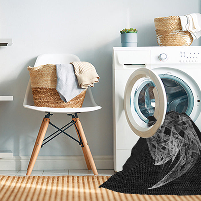 Machine Washable Transitional Smokey Gray Rug in a Washing Machine, wshpat1345gry